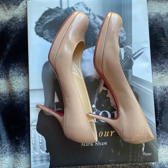 Christian Louboutin Simple Pump Size 39.5 Great Condition!! - Picture 10 of 10